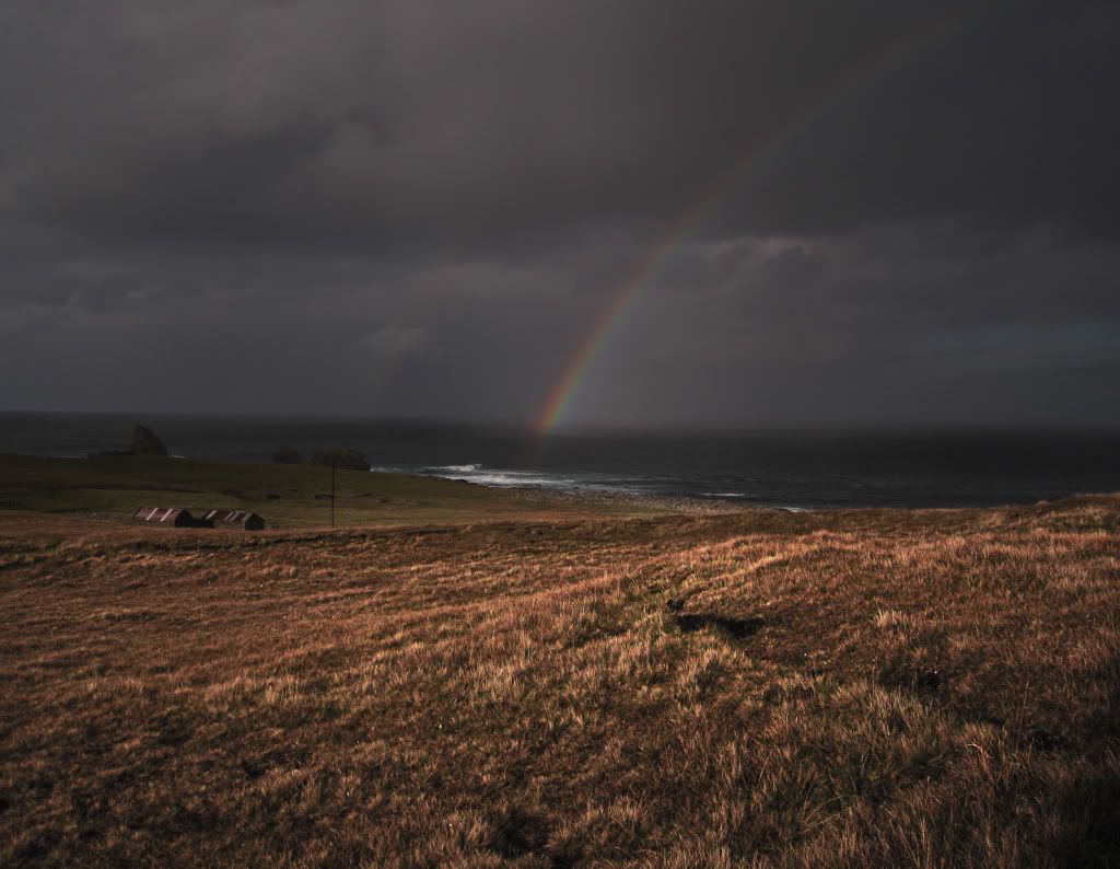 IMAGE: http://i781.photobucket.com/albums/yy97/GarryCT/ristierainbow.jpg