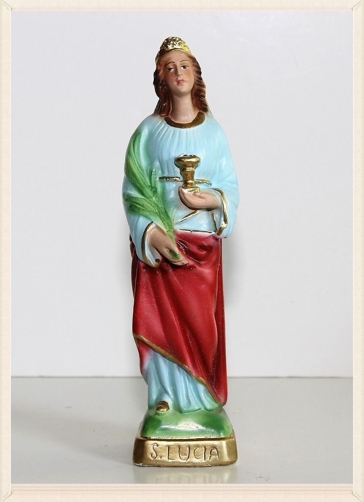 8 1/2" Tall Chalkware Plaster Catholic Statue ST. SAINT LUCY LUCIE