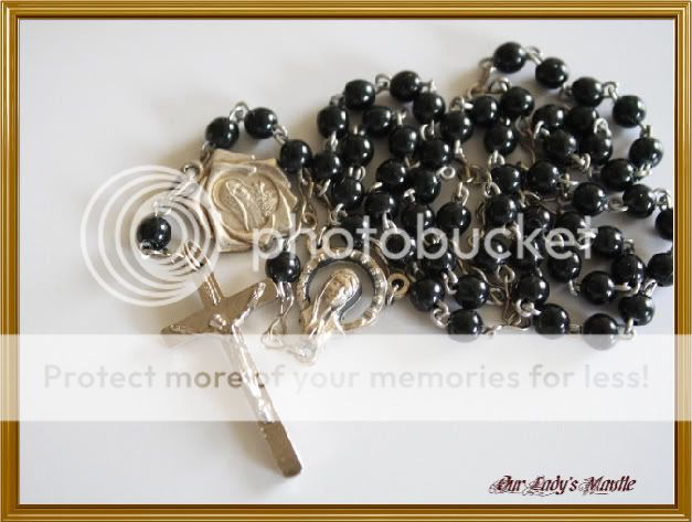 Vtg. CATHOLIC ROSARY w BLACK GLASS BEADS + Medal + Case  